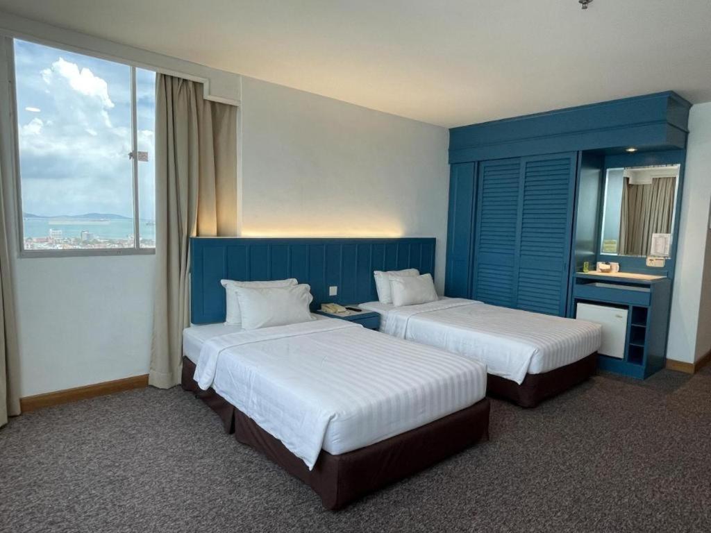 Hotel Continental Penang George Town Exterior photo